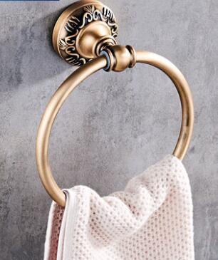 https://www.avenila.com/cdn/shop/products/antique-bronze-carved-bathroom-accessories-set-aluminum-bath-hardware-sets-towel-rack-paper-holder-toilet-brush-holder-908484_600x.jpg?v=1578120886